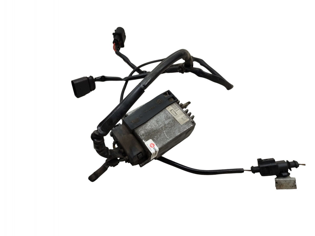 FAN CONTROLLER MODULE AUDI A4 B6 1.6 8V 102KM 8E0959501P