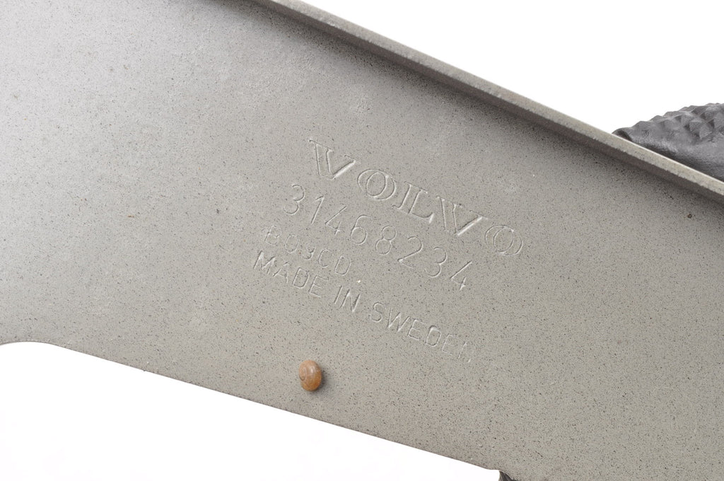 FENDER MOUNT RIGHT VOLVO S60 III V60 II 31468234