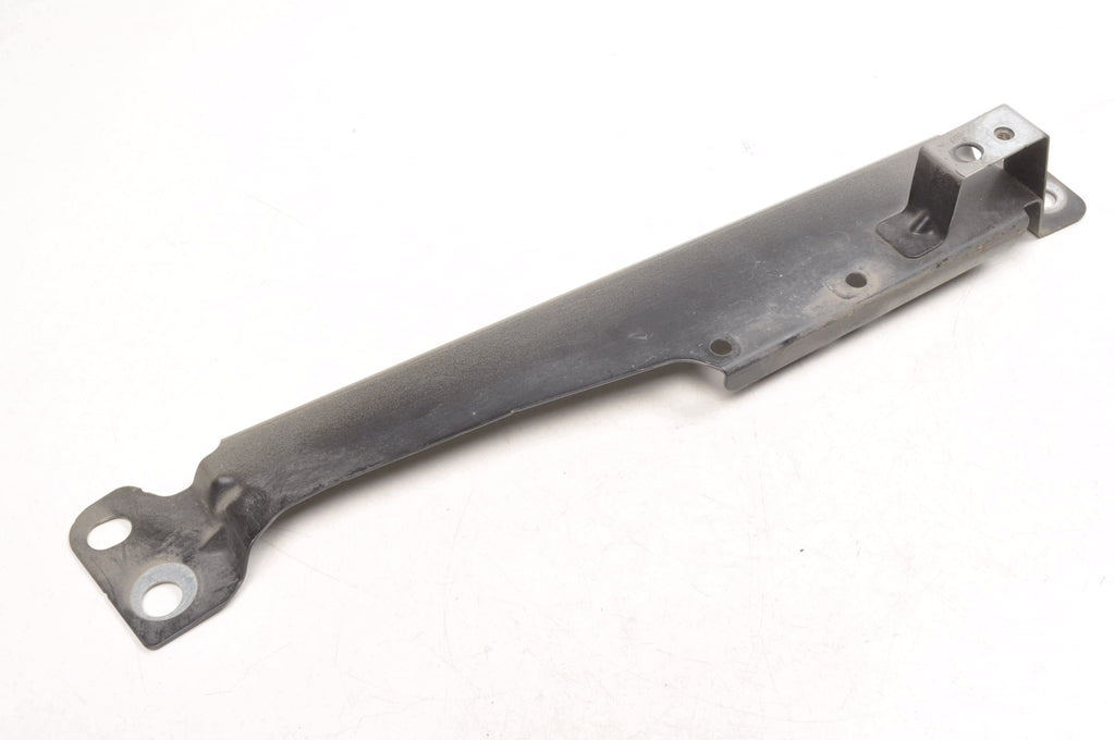 FENDER MOUNT RIGHT VOLVO S60 III V60 II 31468234