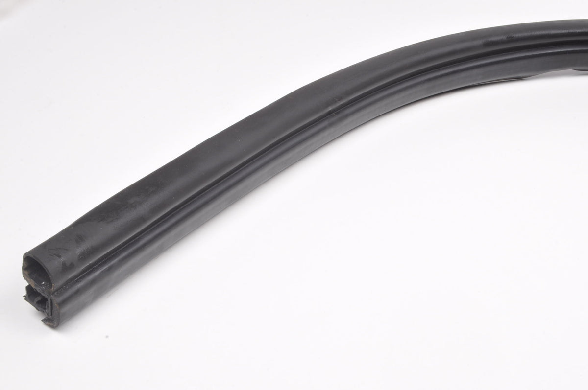 FERRARI CALIFORNIA 4.3 DOOR SEAL