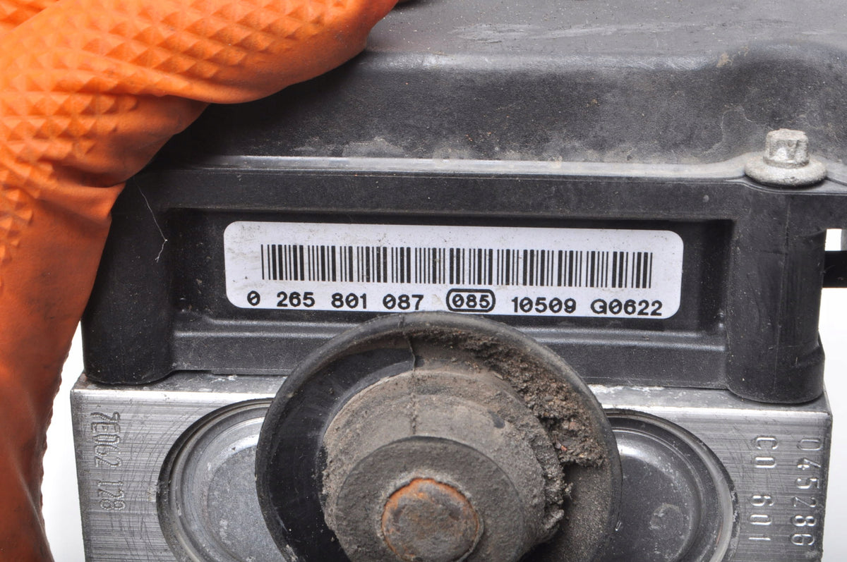 FIAT 500 1.2 8V 69KM PUMP ABS 51880845
