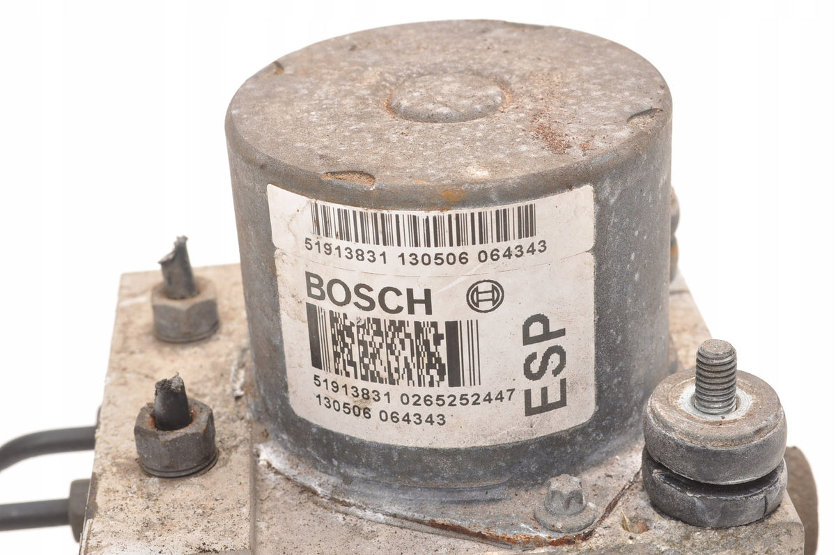 FIAT 500 1.4 Turbo 137HP PUMP ABS 51913831