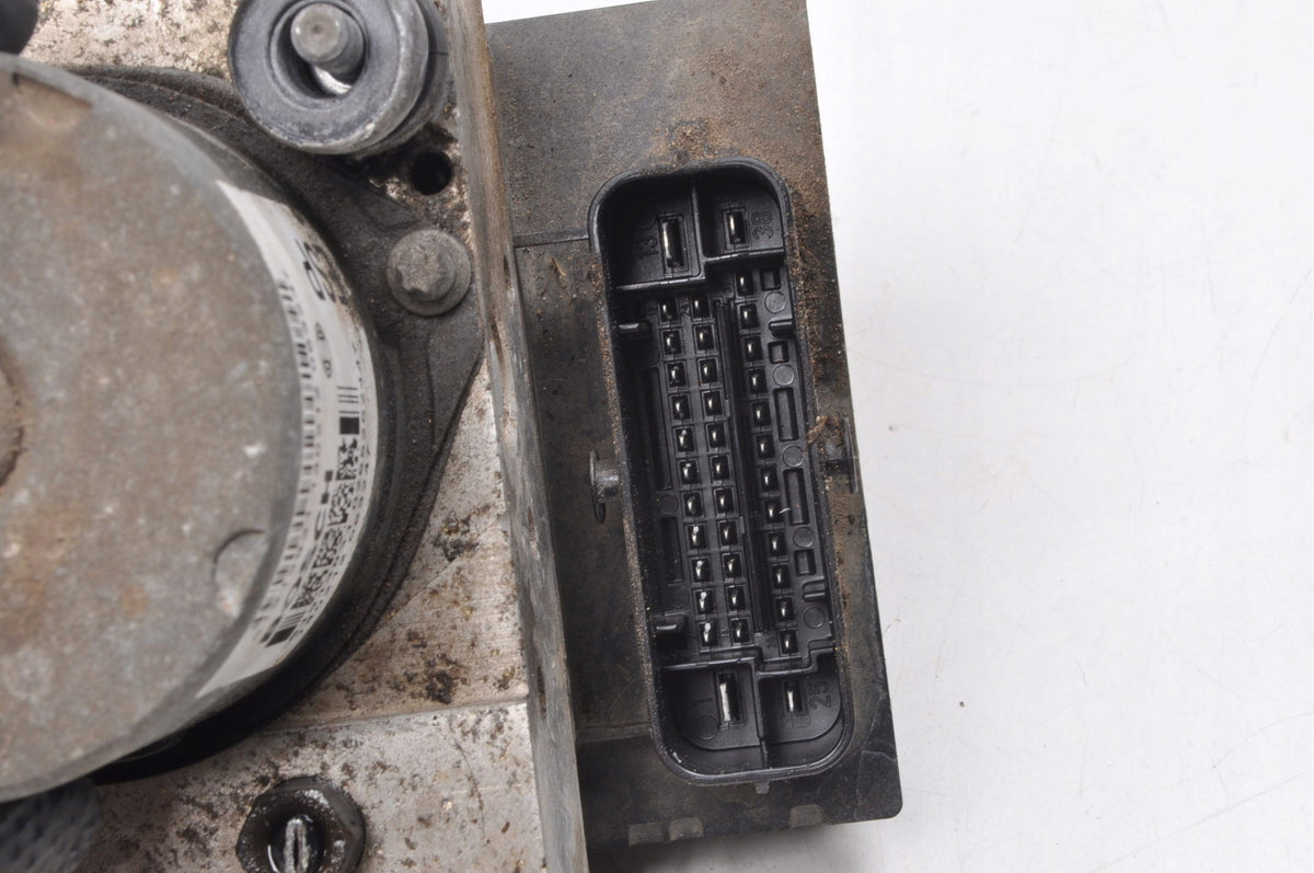 FIAT 500 ABARTH 1.4 Turbo 137HP ABS PUMP 51913831