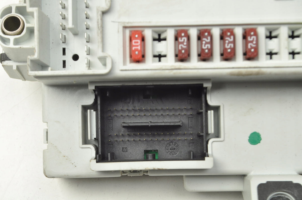FIAT 500L 1.4 B FUSE BOX 51965996