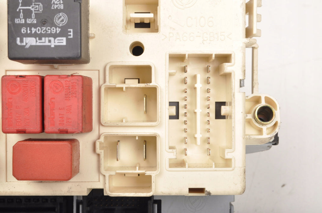 FIAT STILO 1.6 B FUSE BOX 51711823