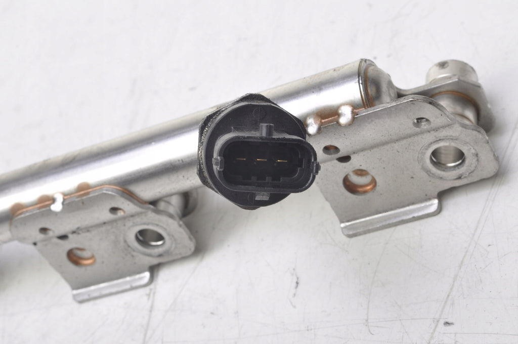 FOCUS MK3 2.0 ST INJECTION RAIL CJ5E-9F797-BG
