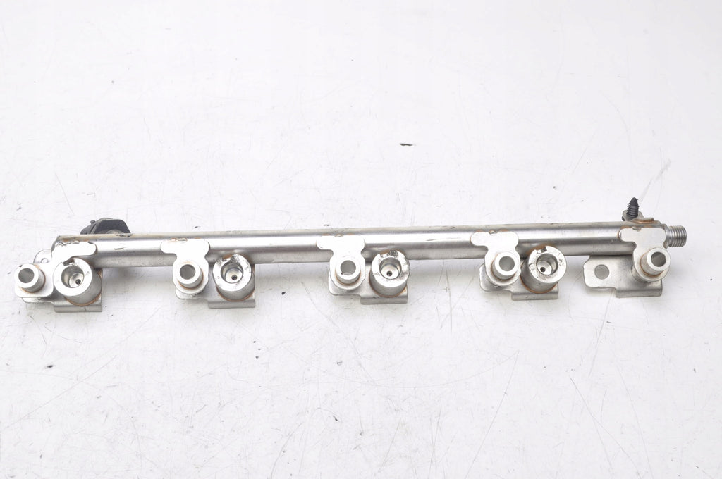 FOCUS MK3 2.0 ST INJECTION RAIL CJ5E-9F797-BG