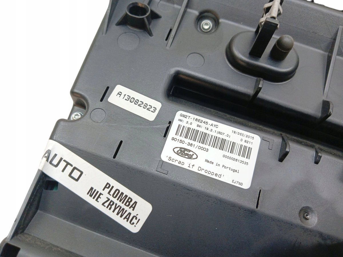 FORD EDGE II GM2T-18E245-AYC AIR CONDITIONING NAVIGATION RADIO PANEL