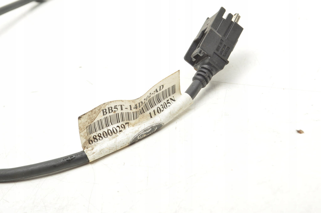 FORD EXPLORER V BUNDLE INSTALLATION USB CABLE BB5T-14D202-AD