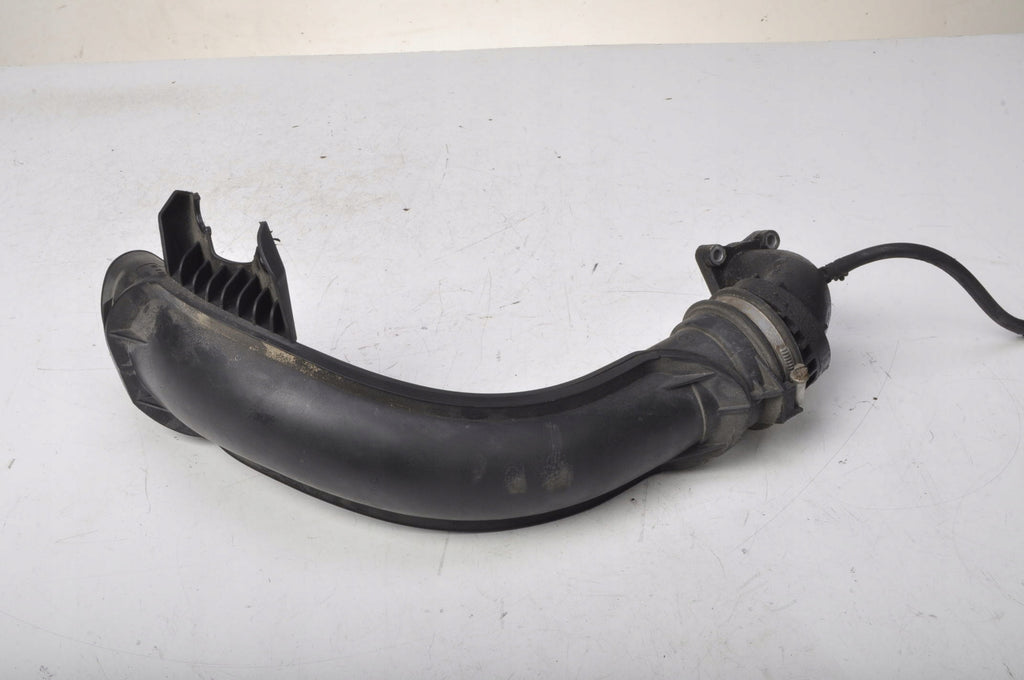 FORD FIESTA MK8 1.5 AIR INTAKE PIPE 31305069