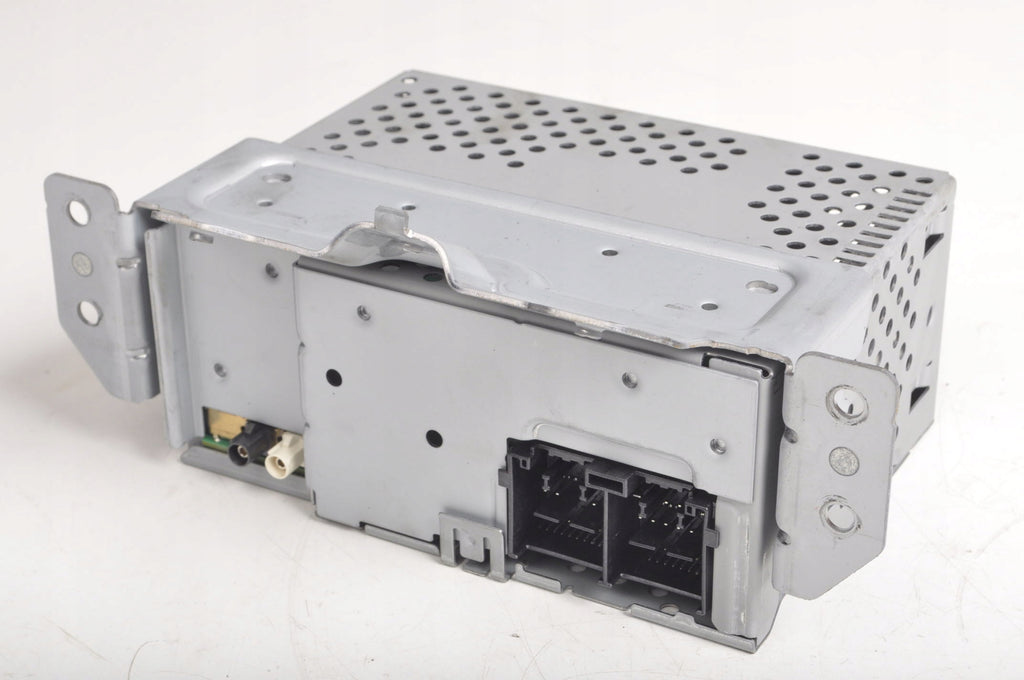 FORD FIESTA MK8 RADIO NAVIGATION M1BT-18K810-LNA