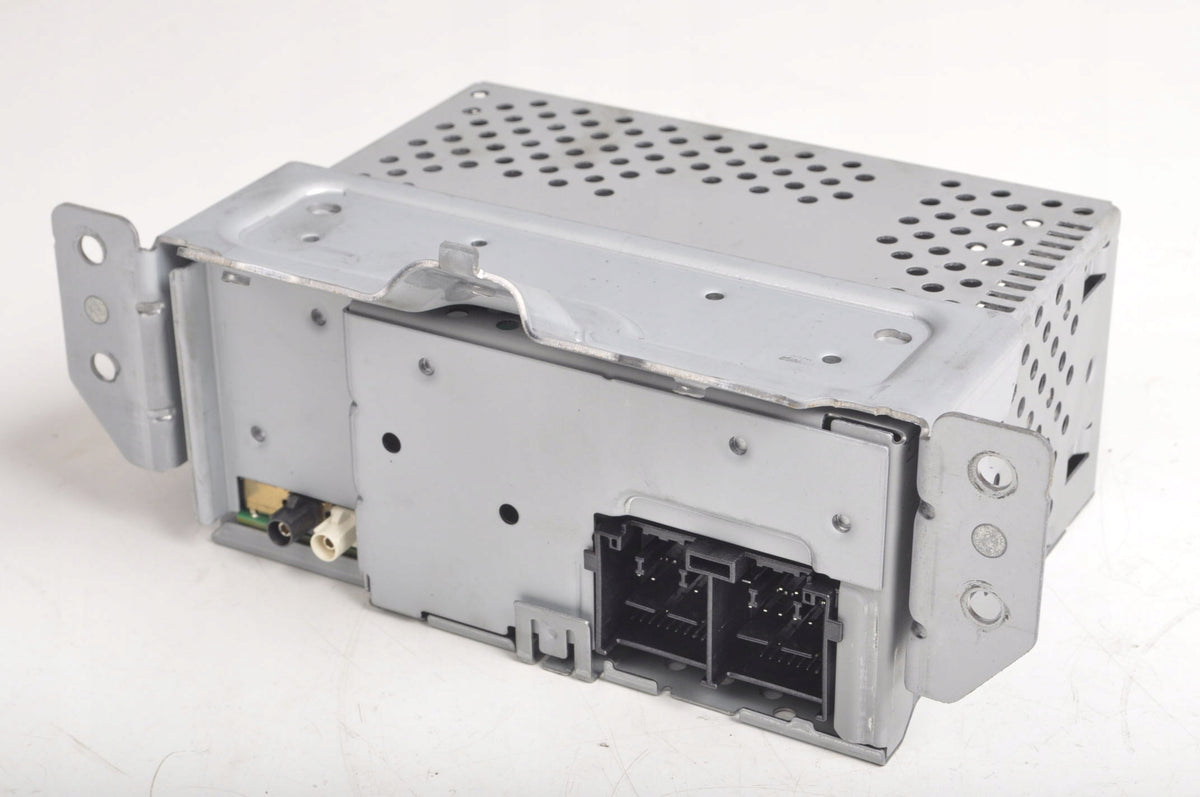 FORD FIESTA MK8 RADIO NAVIGATION M1BT-18K810-LNA