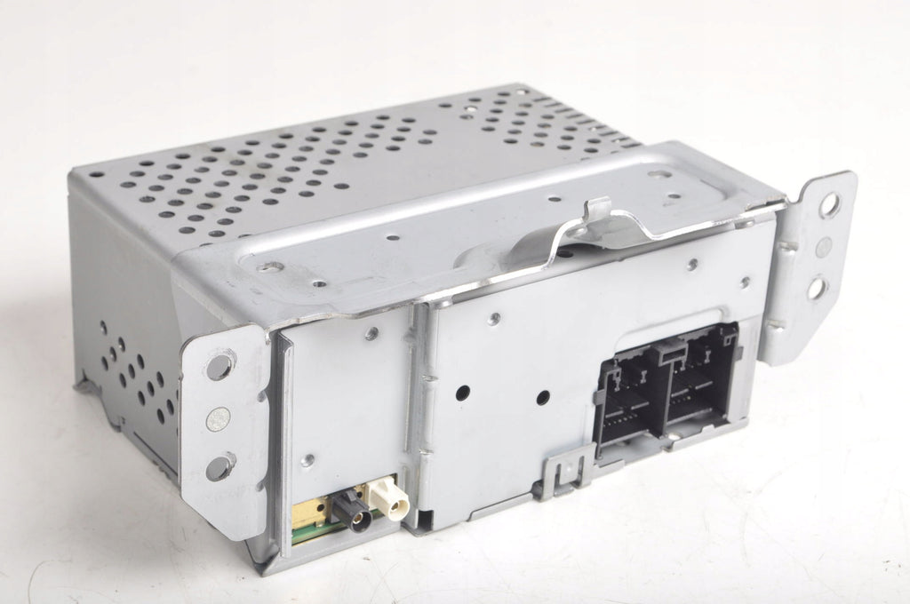 FORD FIESTA MK8 RADIO NAVIGATION M1BT-18K810-LNA