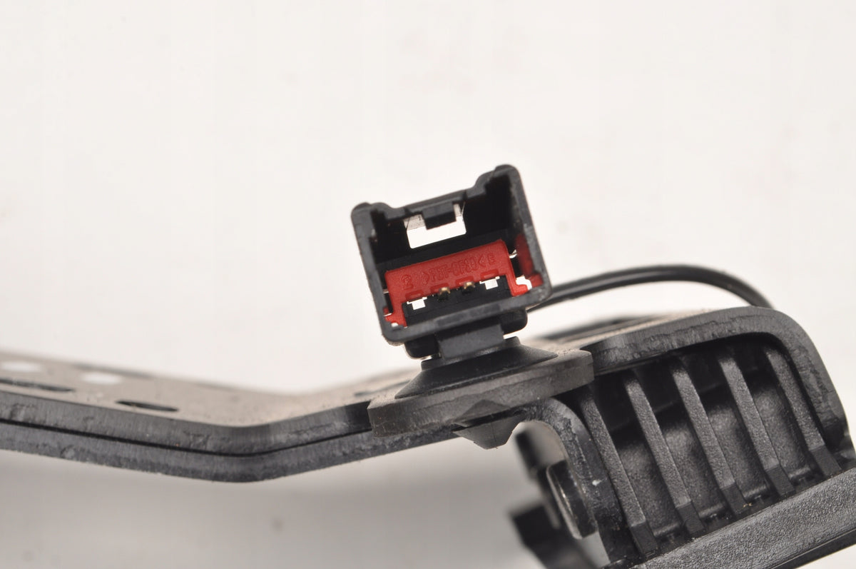 FORD FOCUS MK2 CASTLE ROOF BOLT 6N41-L030W14-AG
