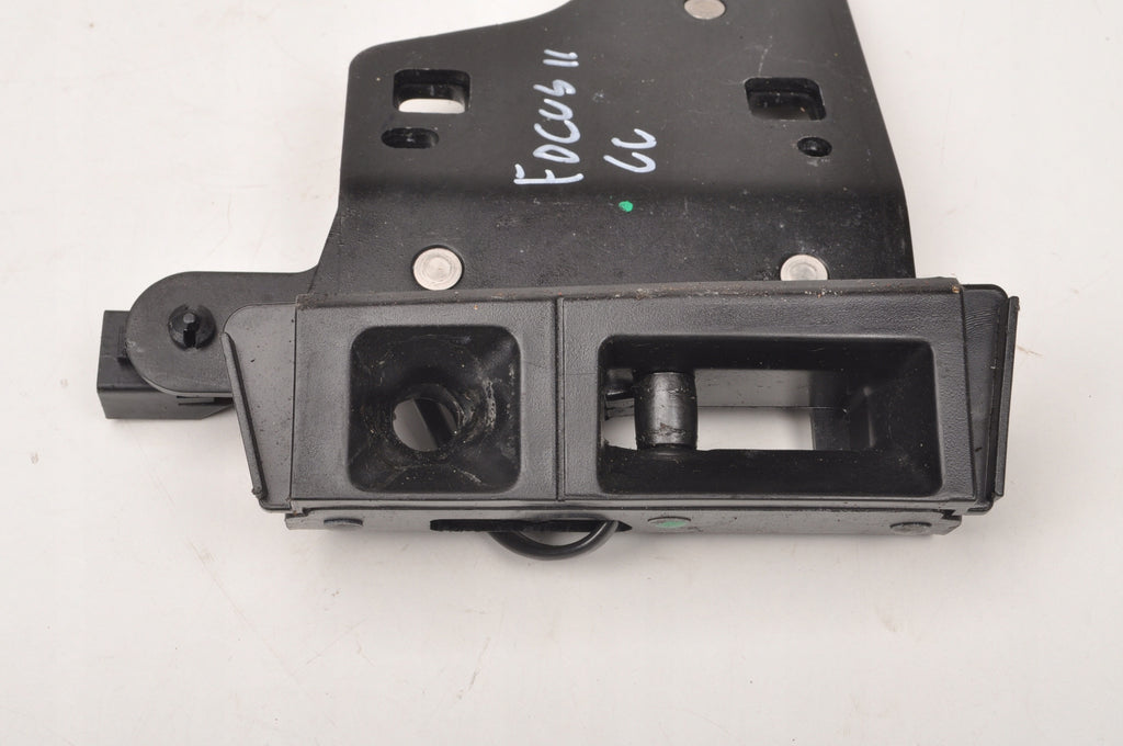 FORD FOCUS MK2 CASTLE ROOF BOLT 6N41-L030W15-AG