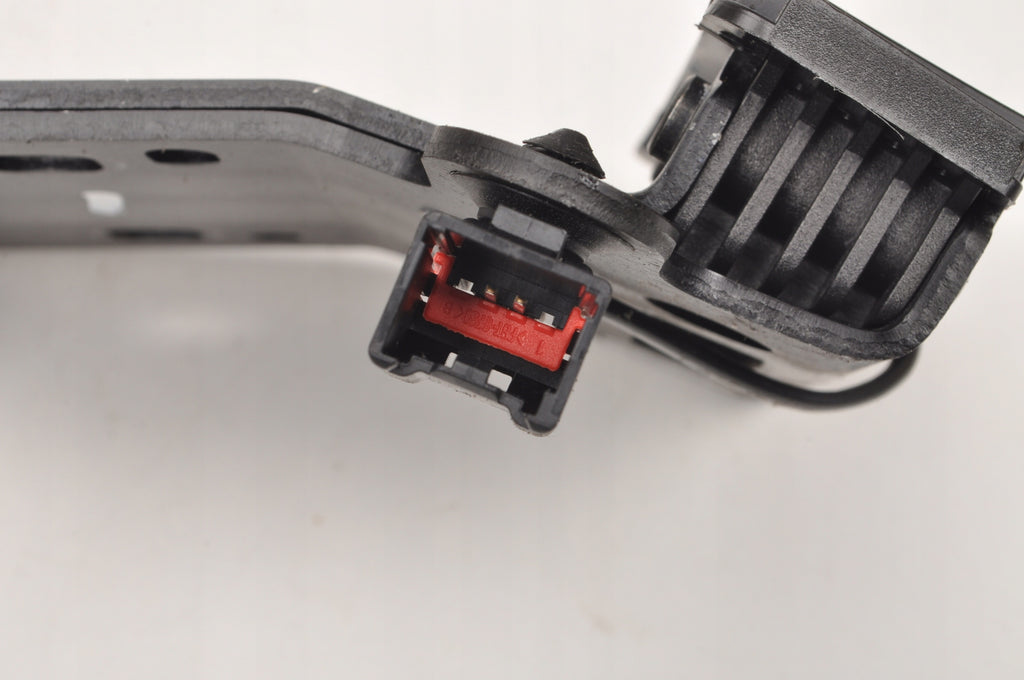 FORD FOCUS MK2 CASTLE ROOF BOLT 6N41-L030W15-AG