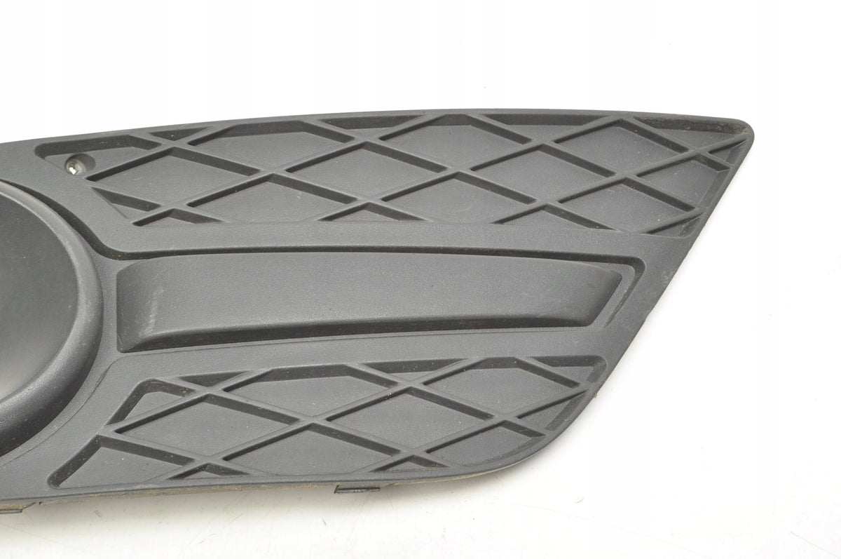 FORD FOCUS MK2 FRAME HALOGEN GRILLE RIGHT 6N41-15A245-CB