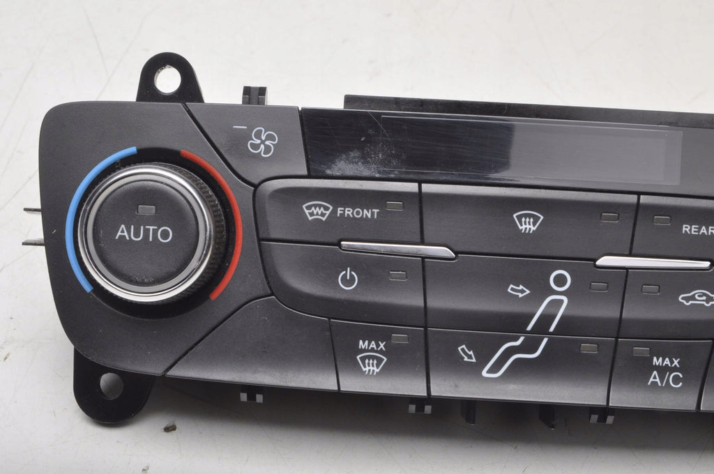 FORD FOCUS MK3 AIR CONDITIONING PANEL F1ET-18C612-BH