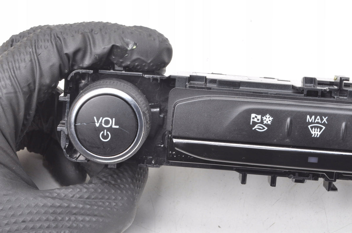 FORD FOCUS MK4 LIFT SWITCH PANEL 24R NX7T-18K811-JNE