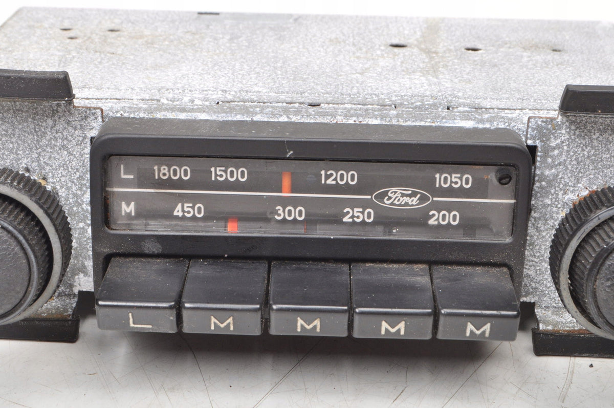 FORD GRANADA 1973r ORIGINAL RADIO