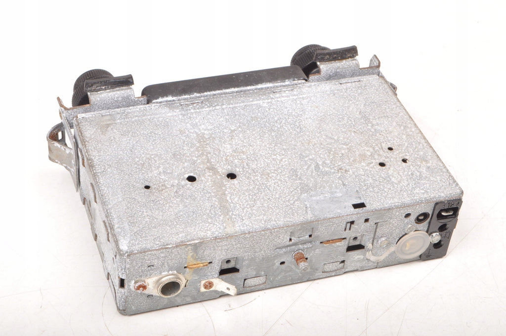 FORD GRANADA 1973r ORIGINAL RADIO