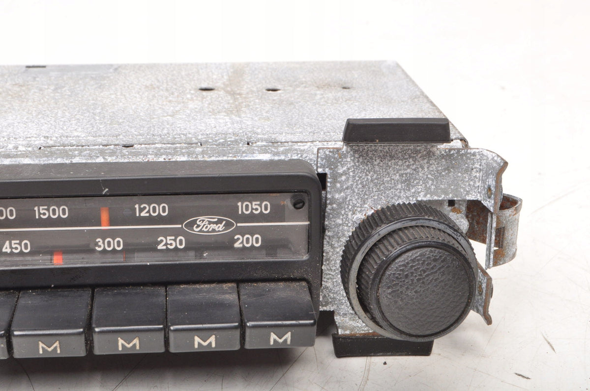 FORD GRANADA 1973r ORIGINAL RADIO