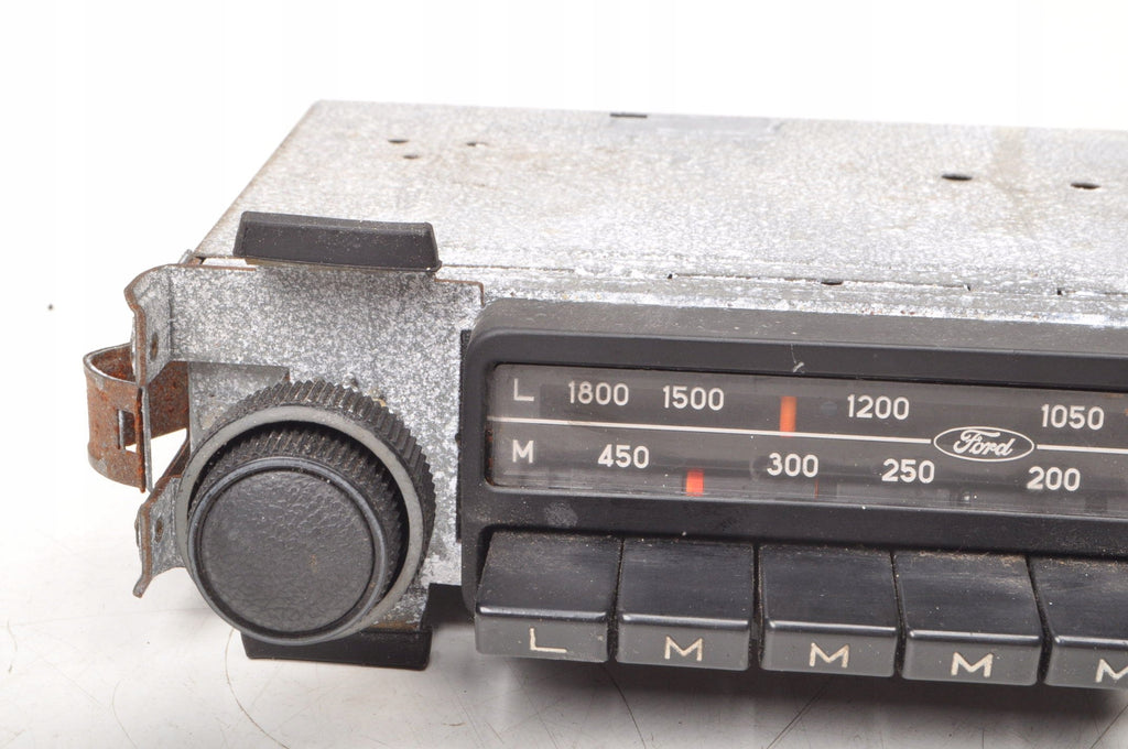 FORD GRANADA 1973r ORIGINAL RADIO
