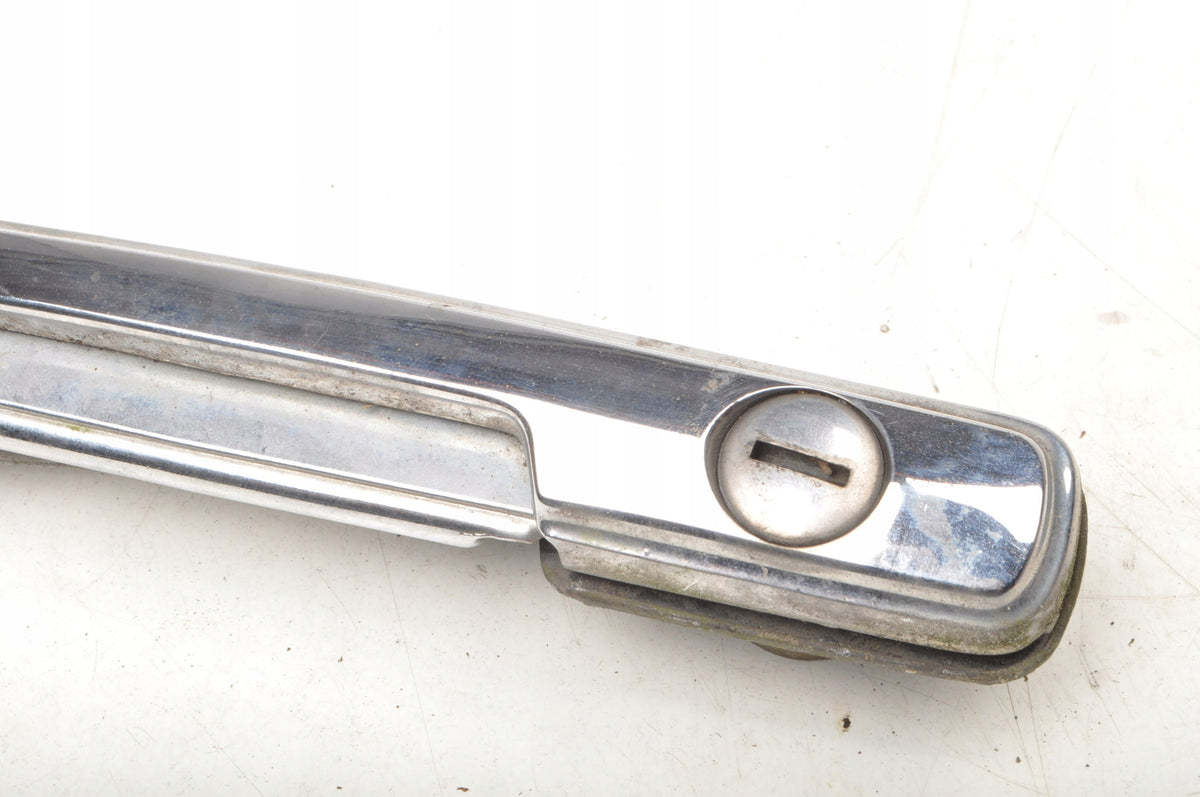 FORD GRANADA DOOR HANDLE LEFT FRONT 71BBT22401AA