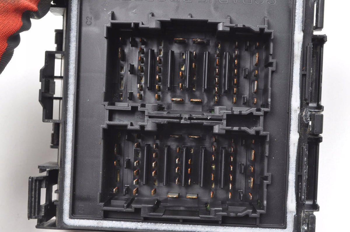 FORD KUGA MK3 2.5 MODULE FUSE BOX SV4T-14D068-EBC