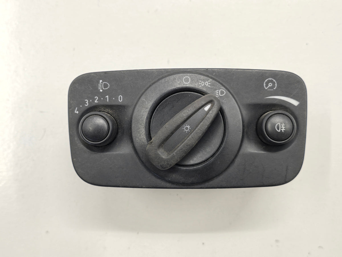 FORD MK4 LIGHT SWITCH 8G9T-13A024-BA