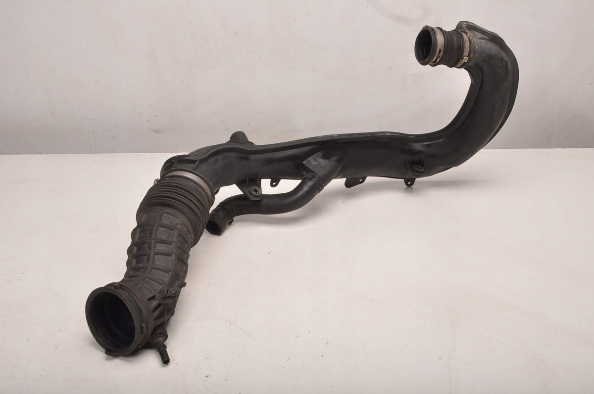 FORD MK5 1.5 AIR INTAKE PIPE DS73-9C623-GG