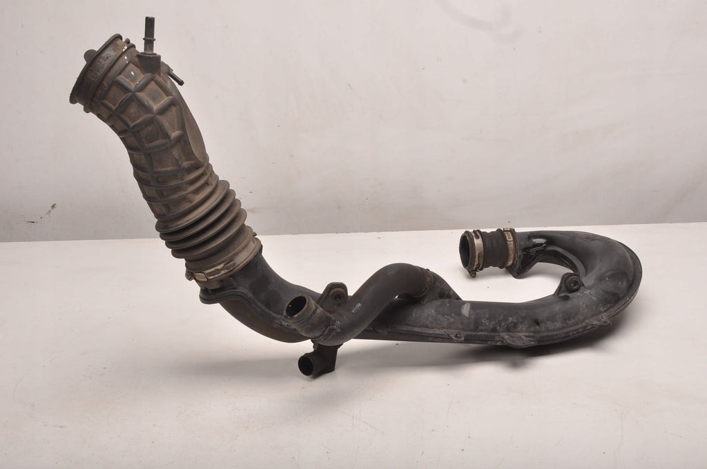 FORD MK5 1.5 AIR INTAKE PIPE DS73-9C623-GG