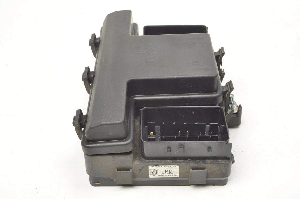 FORD MK5 1.5 ECO FUSE BOX