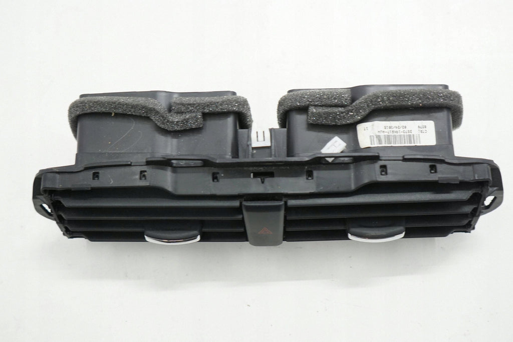 FORD MK5 15R AIR VENT FRONT CENTER DS73-19K617-AUW