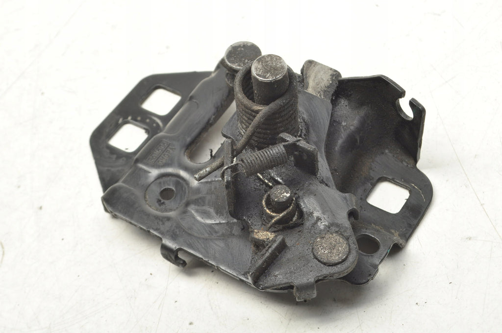 FORD MK5 MASK LOCK RIGHT FRONT DS7A-16700-AE