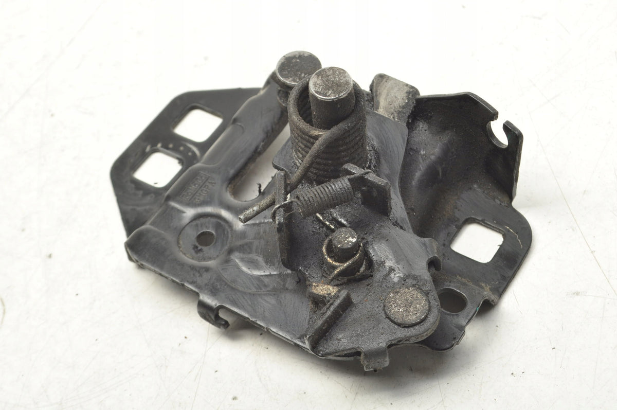 FORD MK5 MASK LOCK RIGHT FRONT DS7A-16700-AE
