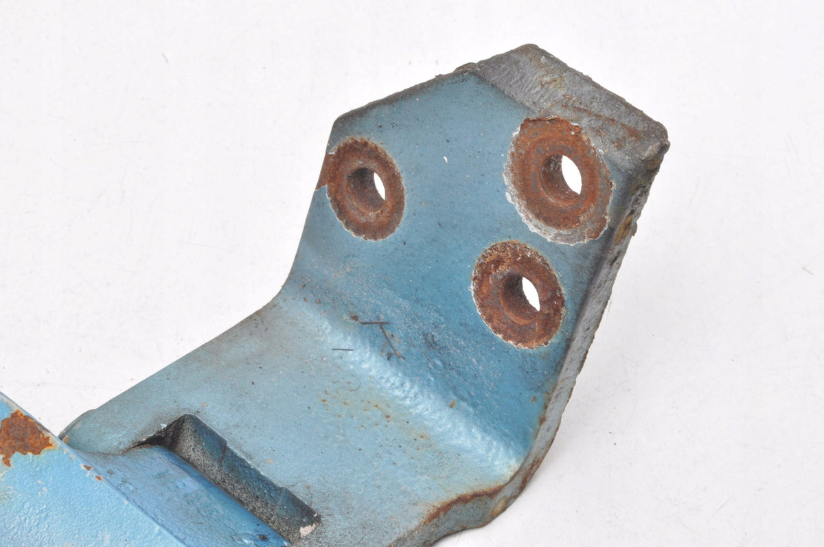 FORD MUSTANG HINGE DOOR STOP RIGHT FRONT - TOP 1968