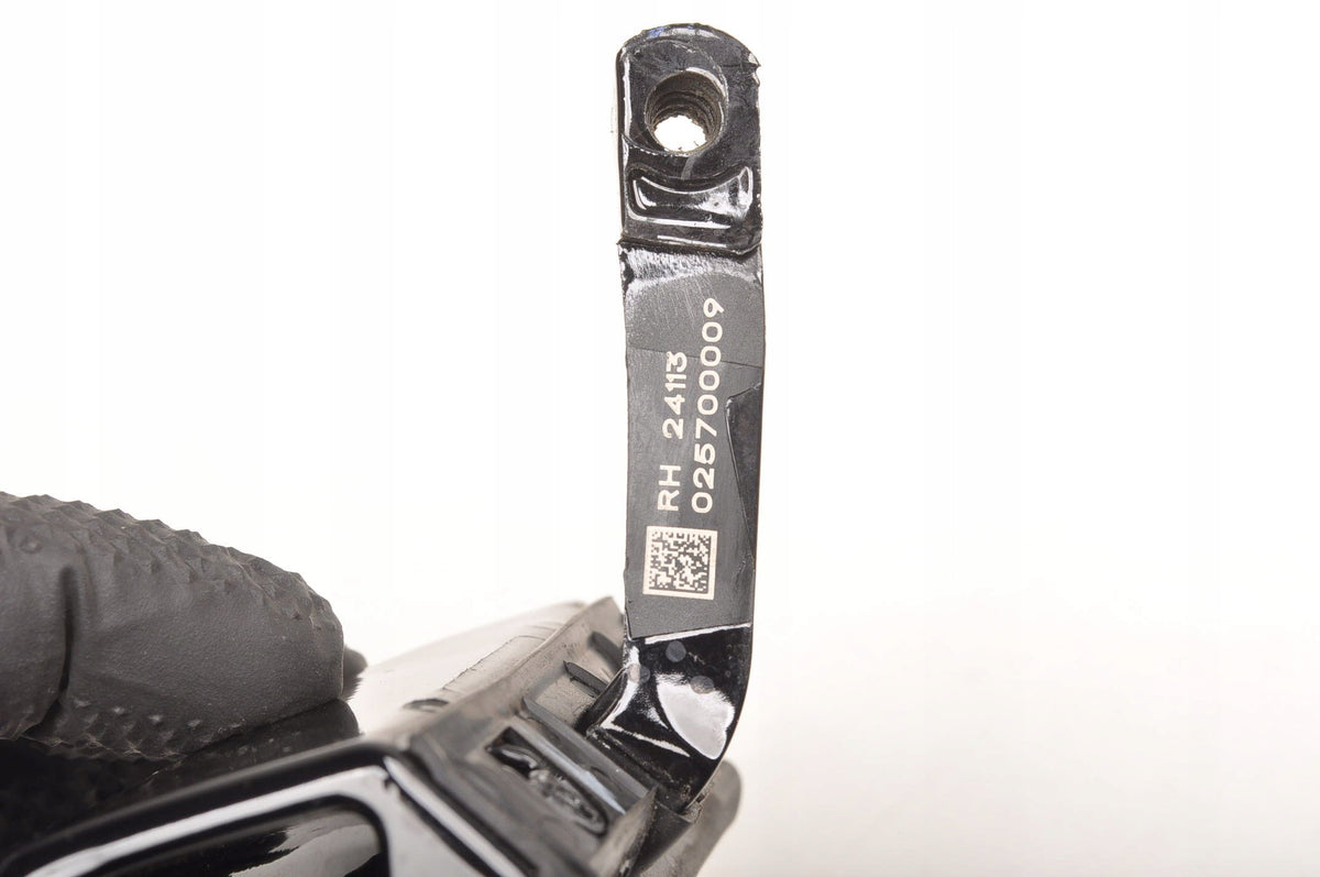 FORD MUSTANG MACH-E DOOR HANDLE RIGHT FRONT LJ8B-R22404-AFW