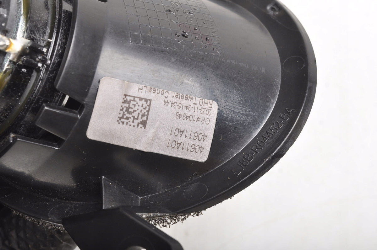 FORD MUSTANG MACH-E TWEETER BOARD P1 LJ8B-R04452-BA
