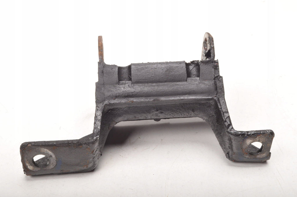 FORD MUSTANG PAW BRACKET ENGINE CUSHION C60A-6038-E