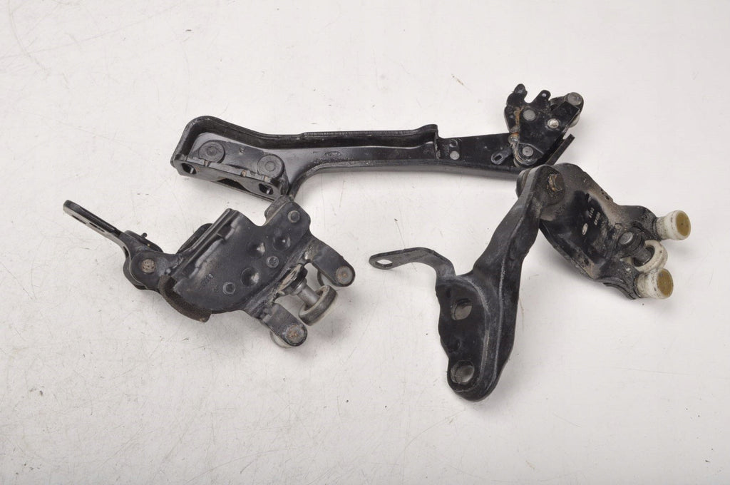 FORD TRANSIT CUSTOM SLIDING DOOR HINGE RIGHT REAR SET