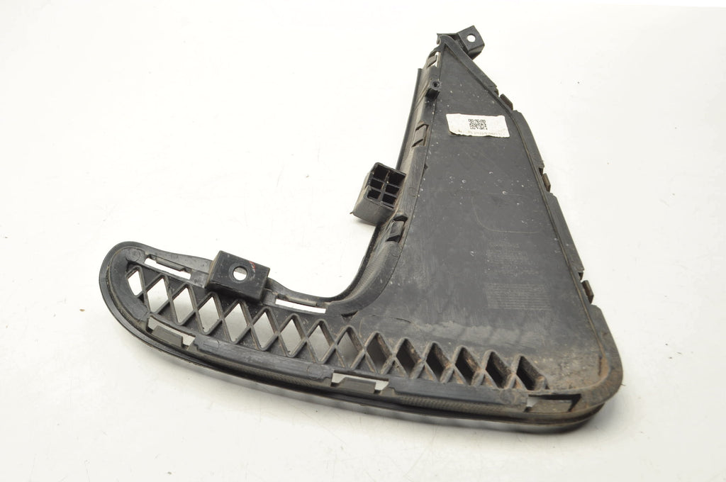 FRAME HALOGEN GRILLE LEFT MG 3 III 11222235 2025