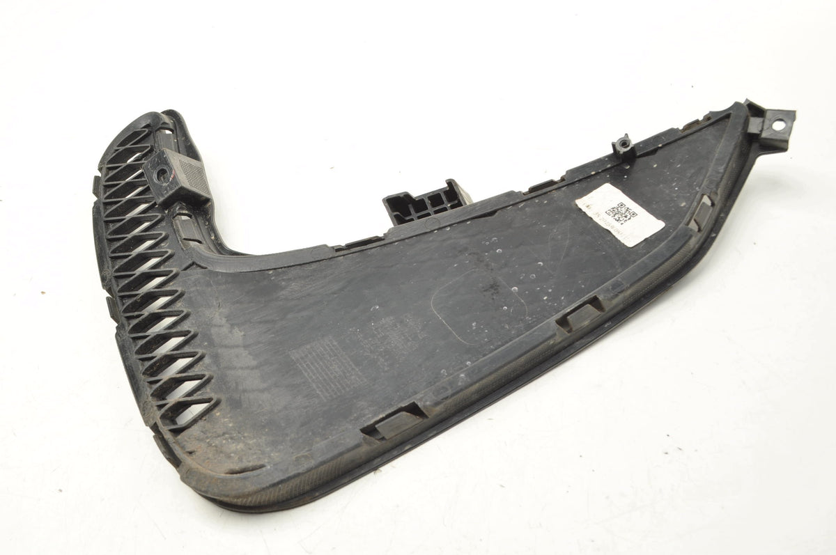 FRAME HALOGEN GRILLE LEFT MG 3 III 11222235 2025