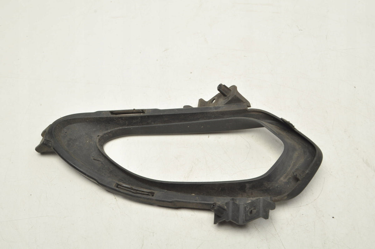 FRAME HALOGEN GRILLE RIGHT KIA CEED II XA2865-64020