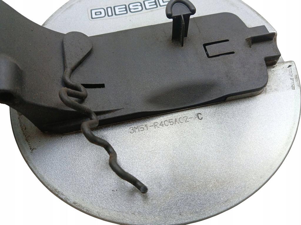 FUEL FILLER FLAP FORD FOCUS MK2 PAINT CODE D1