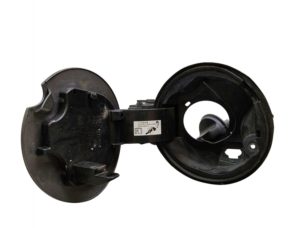 FUEL FILLER FLAP RENAULT CLIO IV LAK: TEKNG (12-16)