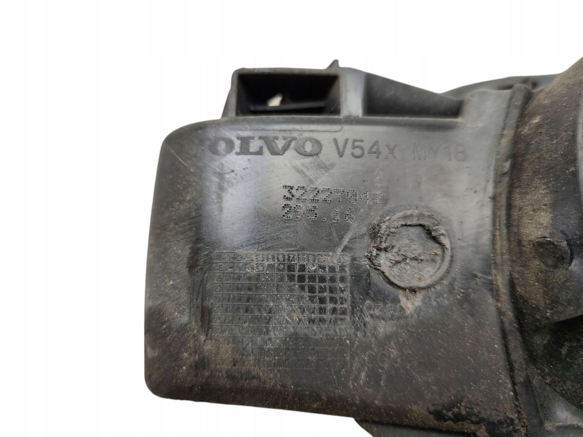 FUEL FILLER FLAP VOLVO V90 II LAK: 714-16 (16-20) 32227047