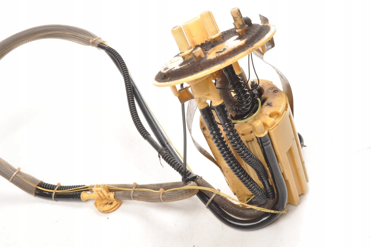 FUEL PUMP VOLVO S60 AND V70 II XC70 XC90 2.4 D5 30792518