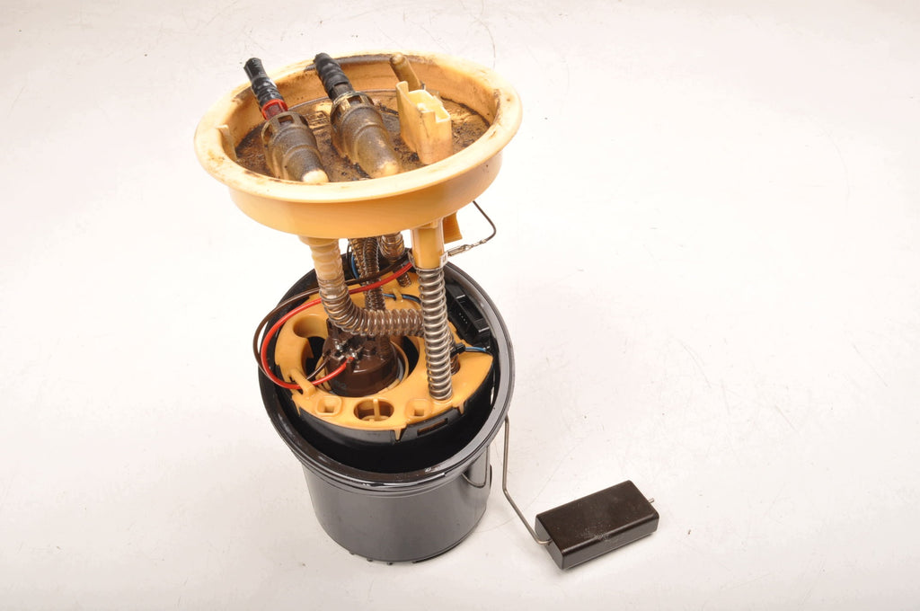 FUEL PUMP VOLVO V70 III S80 XC70 2.4D 163KM 30792741