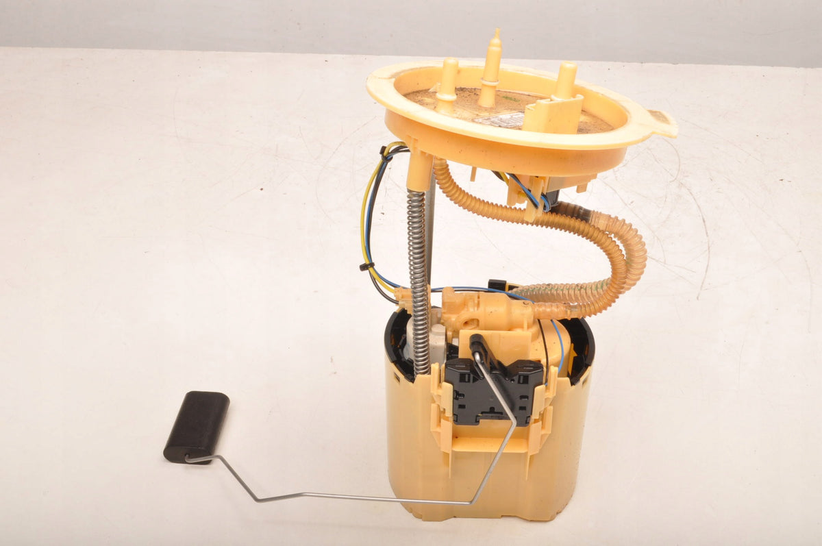 FUEL PUMP VOLVO XC40 II 2.0 D3 150KM 32203668